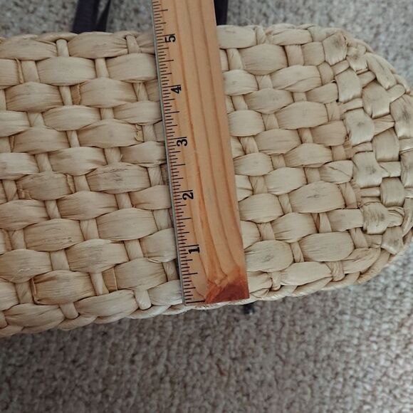 Brighton Scroll weaved straw tote purse leather - butterfly design - Picture 12 of 16